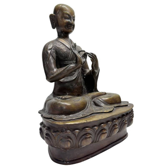 Antiek bronzen beeld van een Tibetaanse lama