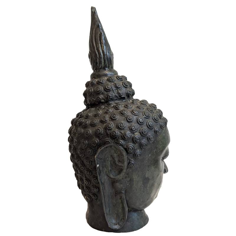 Antiker thailändischer Buddha-Kopf aus Bronze mit flammenförmigem Ushnisha