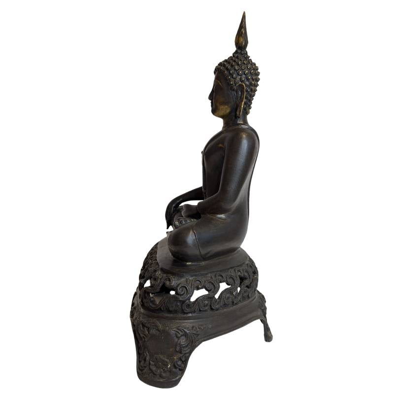 Antike sitzende Buddha-Statue aus Bronze mit Bhumisparsha-Mudra, Südostasien, Ende des 19. Jahrhunderts