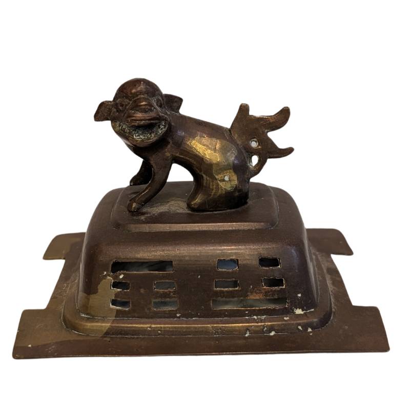 chinese-bronzen-wierookbrander-leeuwendeksel-lot-106-06