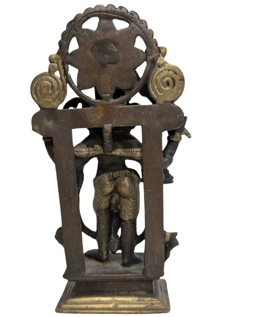 Antiek zwaar bronzen Ganesha beeld met open onderzijde en oude patina, Himalaya 18e eeuw