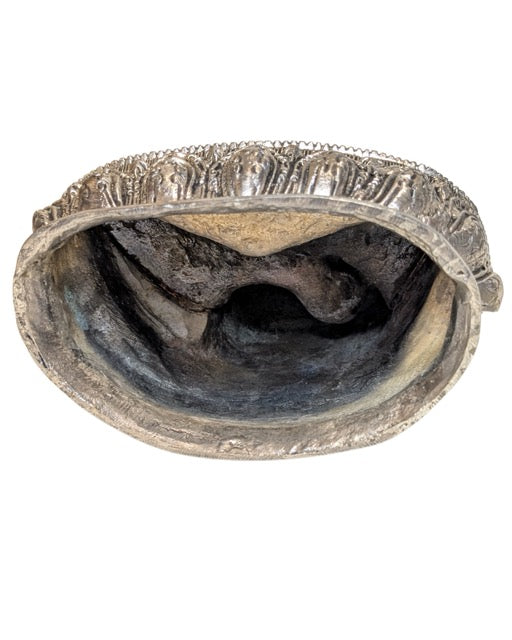 Nepalese Boeddha in zilverkleurige koperlegering Abhaya mudra