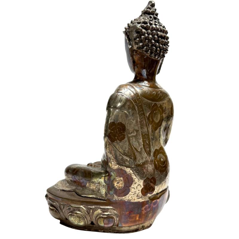 boeddha beeld brons bhumisparsha mudra rustige uitstraling detail