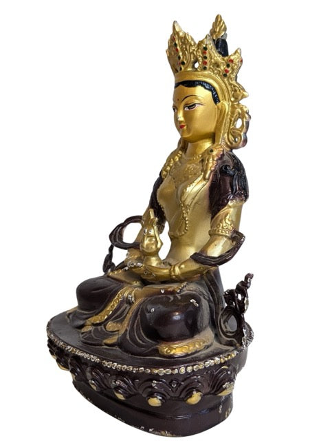 Modern boeddhistisch Tara-beeld met verfijnde details