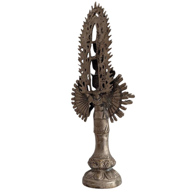 Boeddhistisch Guanyin beeld in brons uit China met meervoudige armen