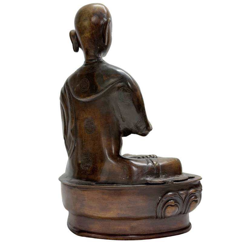 Boeddhistische lama in brons met natuurlijke patina
