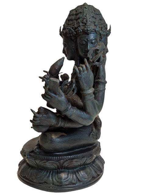 Hindoe Brahma beeld in Javaanse of Balinese stijl