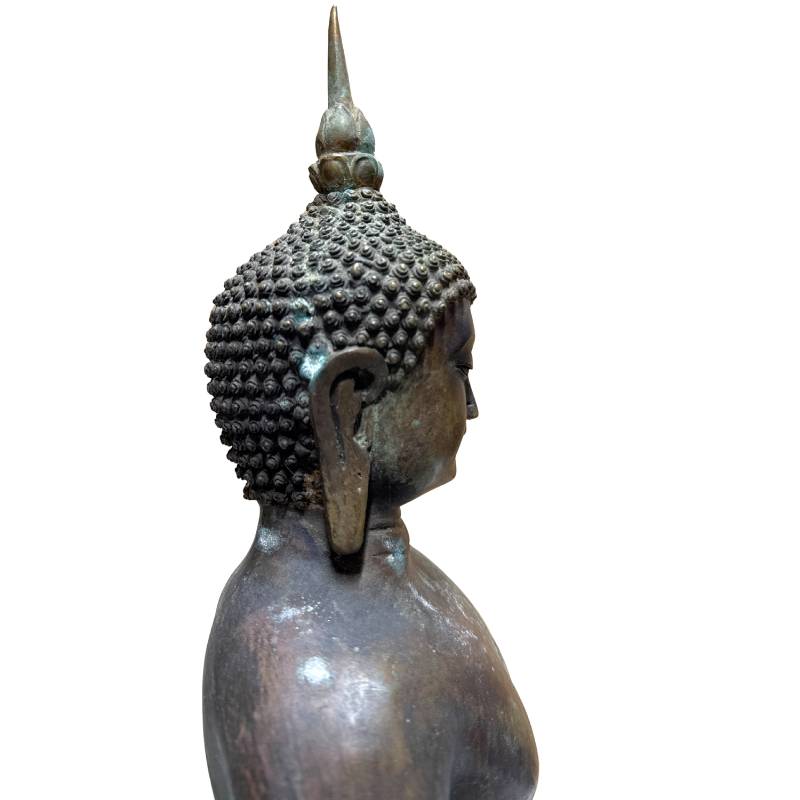 Chinees bronzen boeddhabeeld met diepe natuurlijke patina