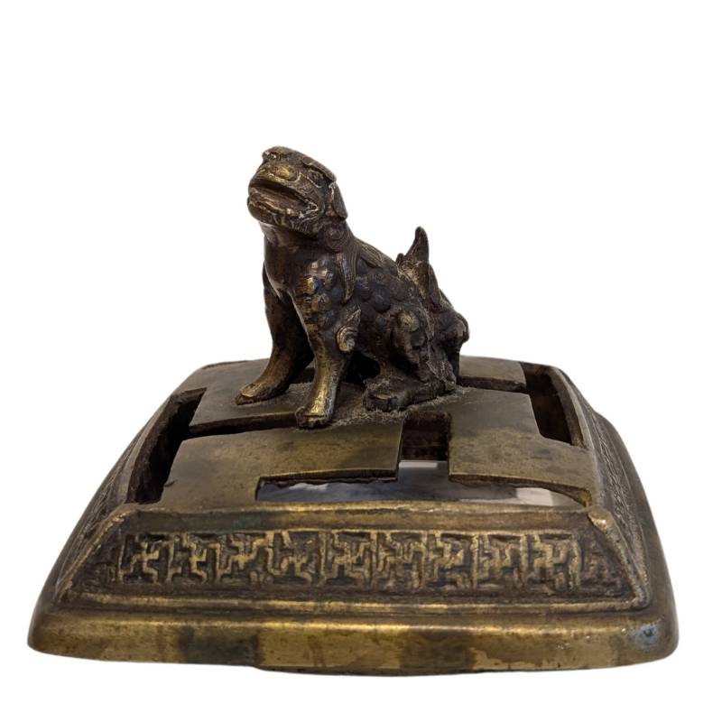 Chinese bronzen wierookbrander met diepe natuurlijke patina