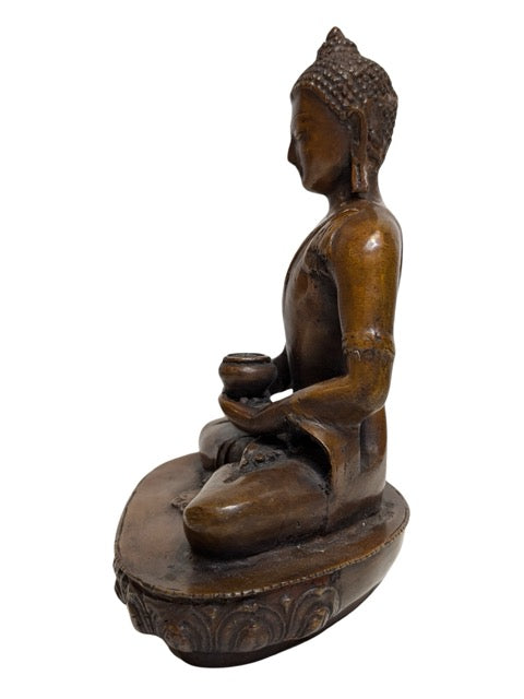 Himalaya bronzen Boeddha in Dhyana mudra met patra, 17e eeuw