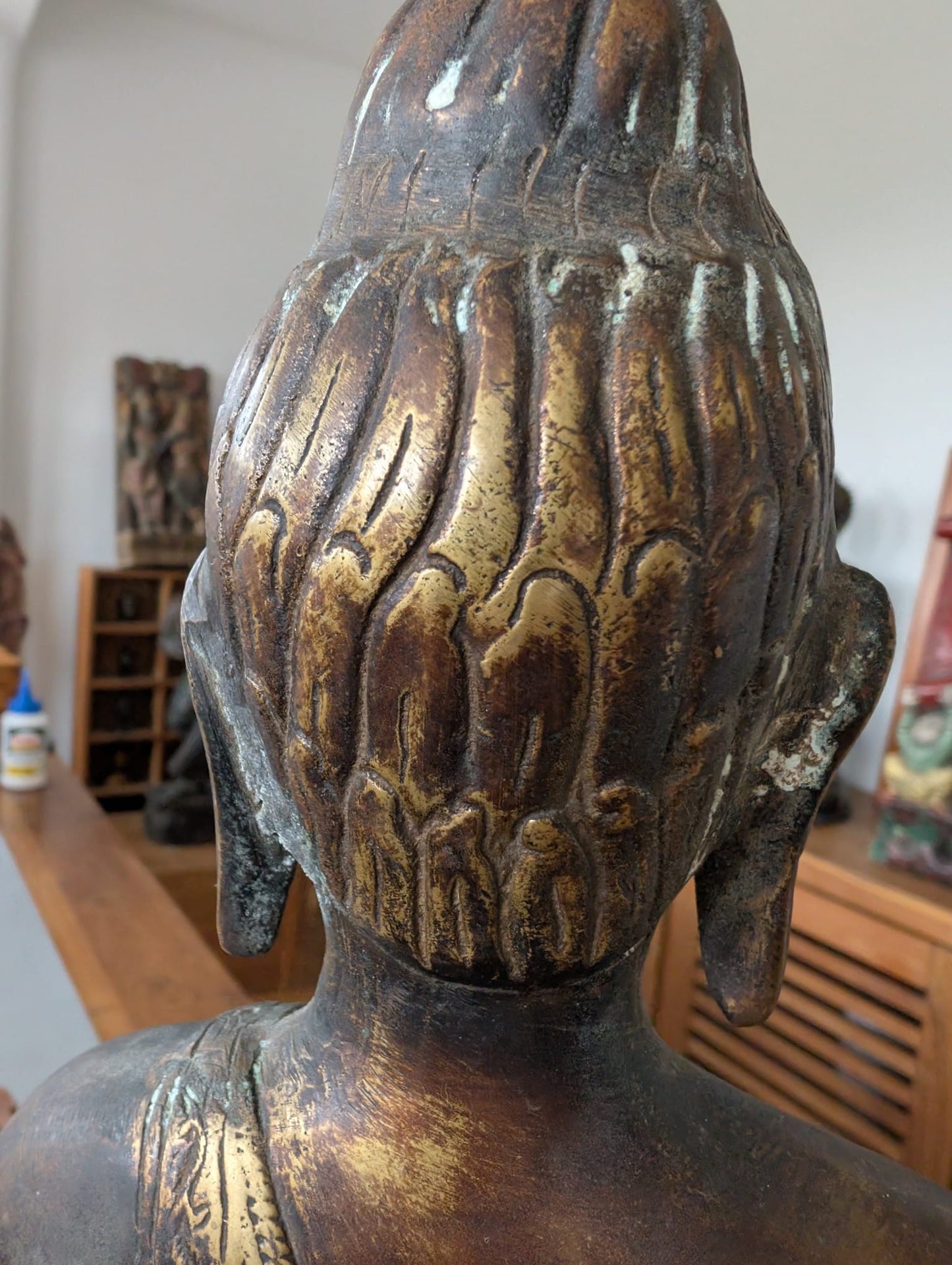 Authentieke Himalaya bronzen Boeddha met natuurlijke slijtage