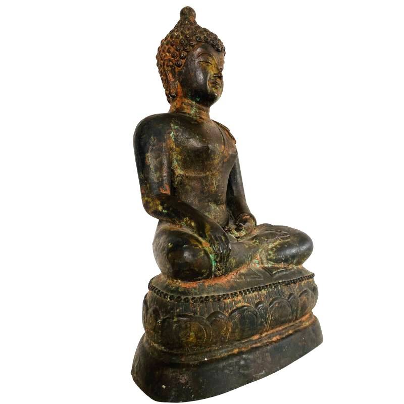 Historische Boeddha uit Thailand in brons met bhumisparsha mudra