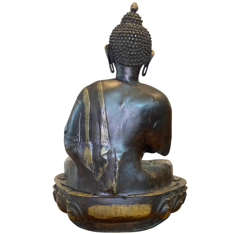 Ladakh Boeddha in vuurverguld brons uit de 18e eeuw met detail van gezicht en bovenlichaam