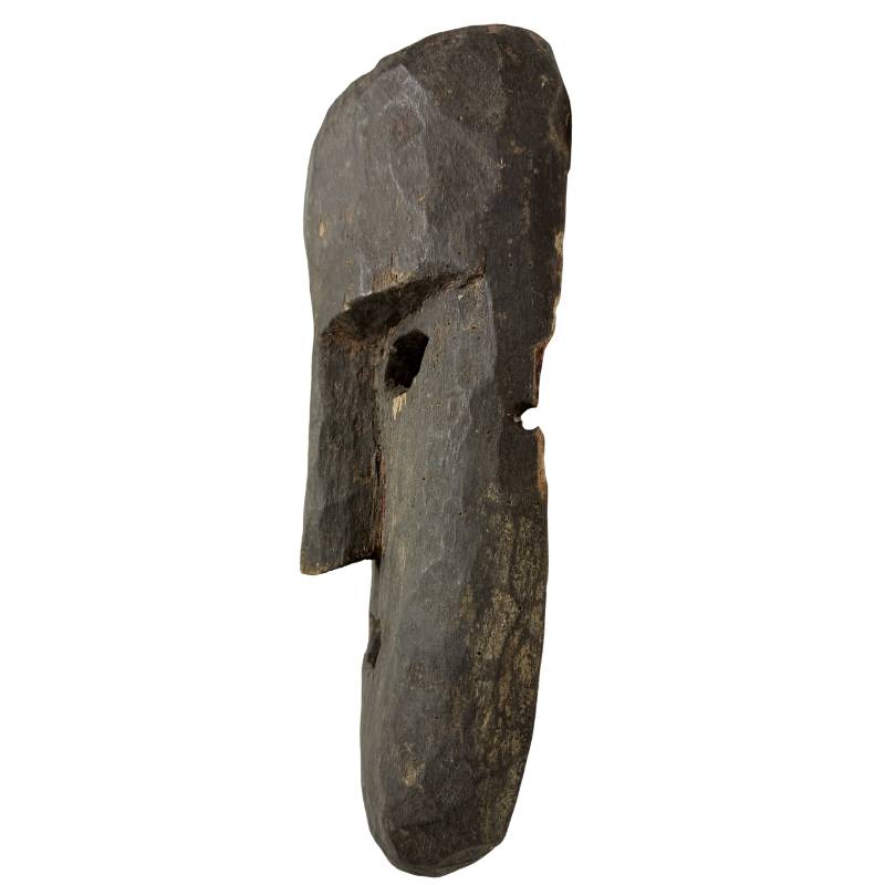 Nepalees ceremonieel masker van hout met gebruikssporen en patina  