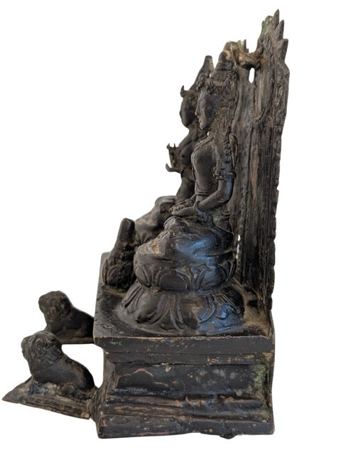 Nepalese Shiva en Parvati met zichtbare resten van oorspronkelijke vuurvergulding