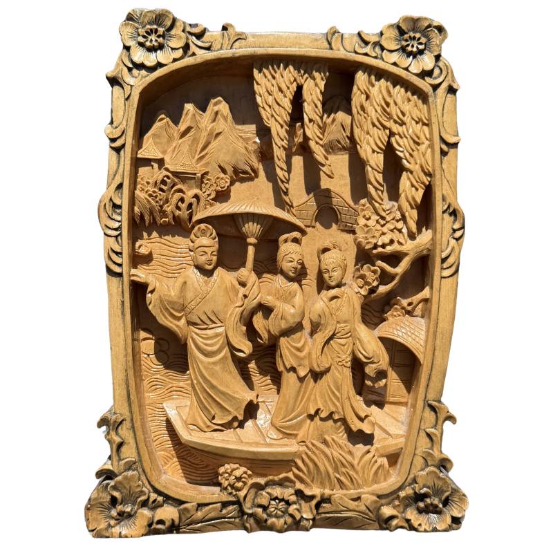 Oriëntaals houtsnijwerk paneel met figuren, pagode en landschap uit Chinese folklore
