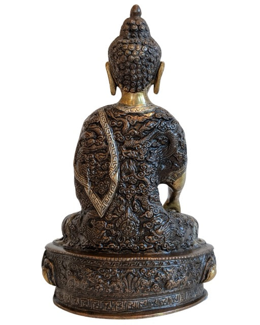 Traditioneel Nepalese Shakyamuni Boeddha in verguld brons