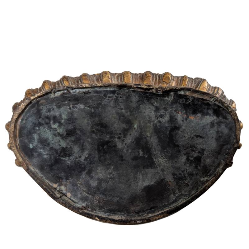 Tara Nepal brons vuurverguld oud ritueel object met utpala lotus varada mudra