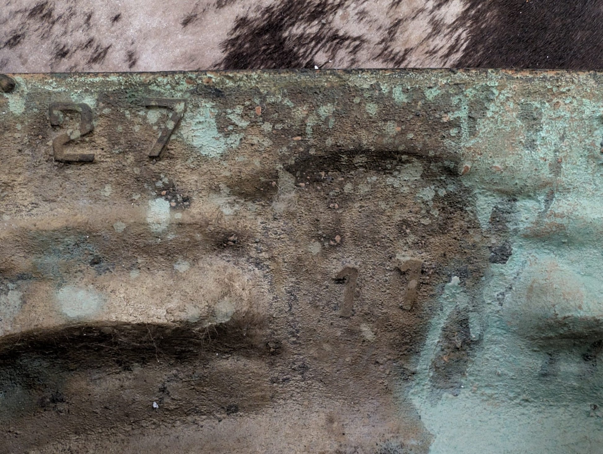 Thais Boeddhabeeld met authentieke tempeluitstraling