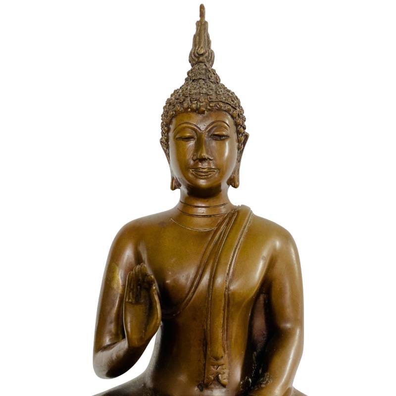 Thaise bronzen Boeddha als tempelkunst met patina