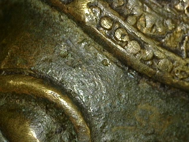 Thaise Boeddha van brons met meerlagige patina