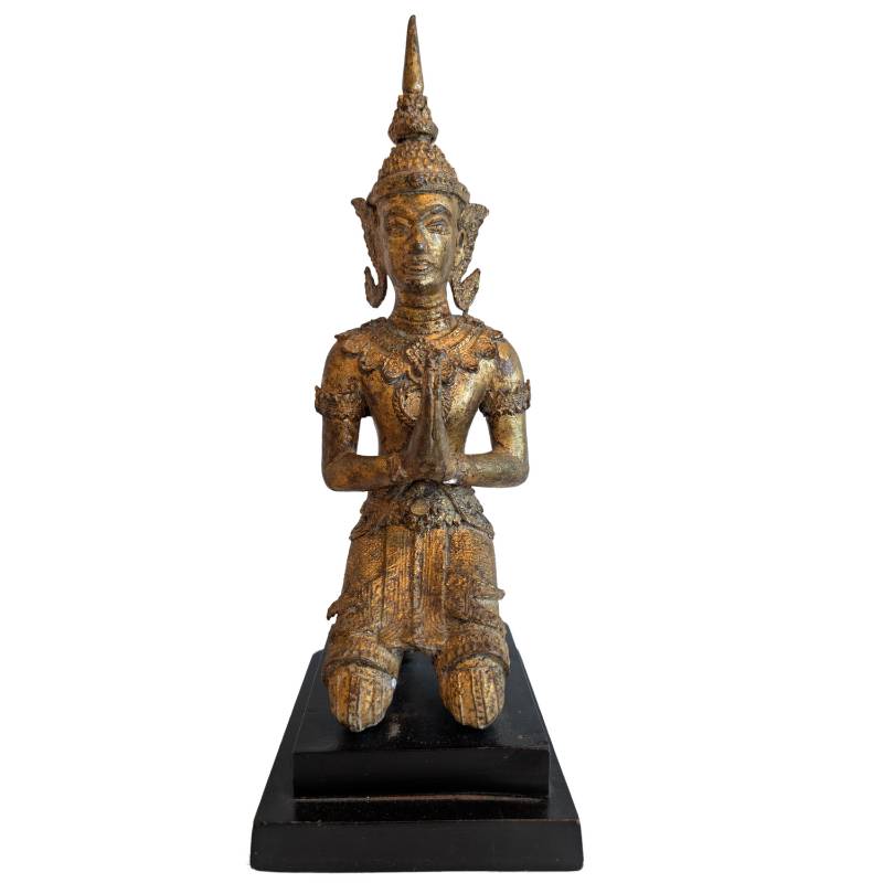 Thaise thepanom aanbiddende figuur van brons