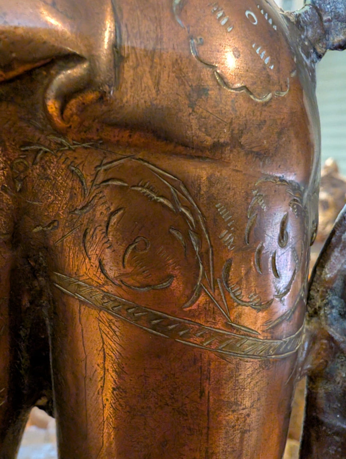 Tibetaans Tara-beeld in brons met rituele consecratiegravures