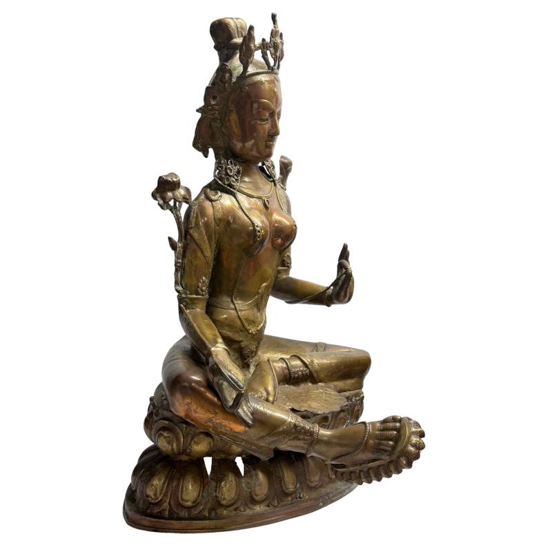 Vajrayana Tara-beeld uit Tibet in antiek gegoten brons